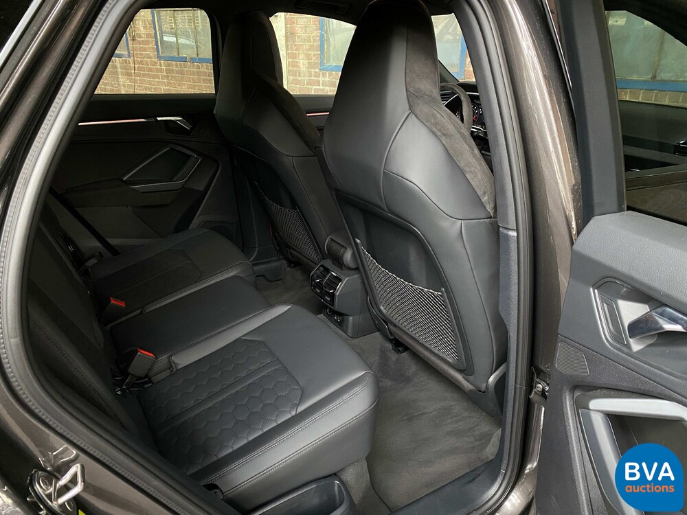 Audi RSQ3 Sportback Quattro 400PS 2022.