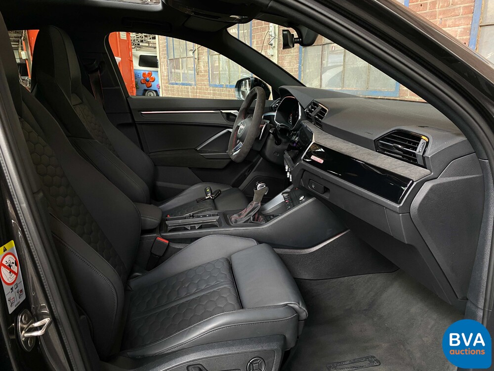 Audi RSQ3 Sportback Quattro 400PS 2022.