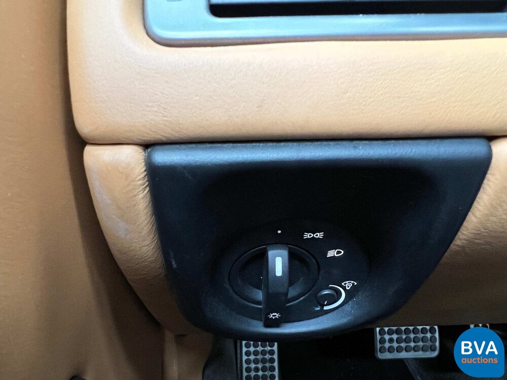 Aston Martin DB9 Volante 6.0 V12 476 PS 2010 Cabrio, P-330-GJ.