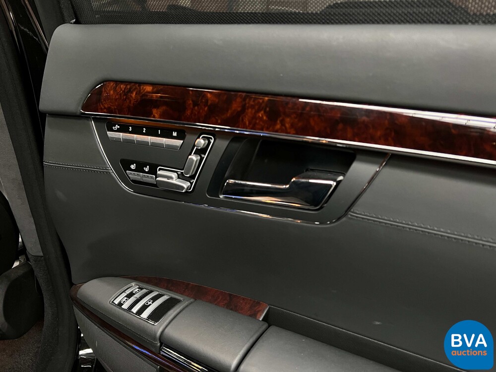 Mercedes Benz S600 Lang 5.5 V12 517pk -YOUNGTIMER-.