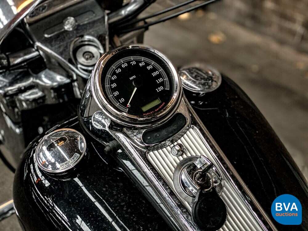 2004 Harley Davidson Road King FLHRS Cruiser 63 PS.