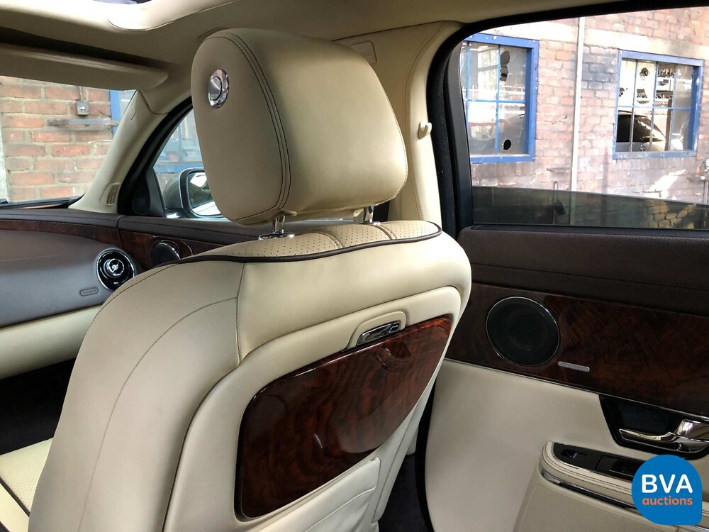 Jaguar XJ5.0 V8 SuperCharged Supersport LWB 510PS 2010 -Org. NL-, 51-NBN-4.