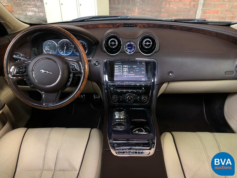 Jaguar XJ5.0 V8 SuperCharged Supersport LWB 510PS 2010 -Org. NL-, 51-NBN-4.