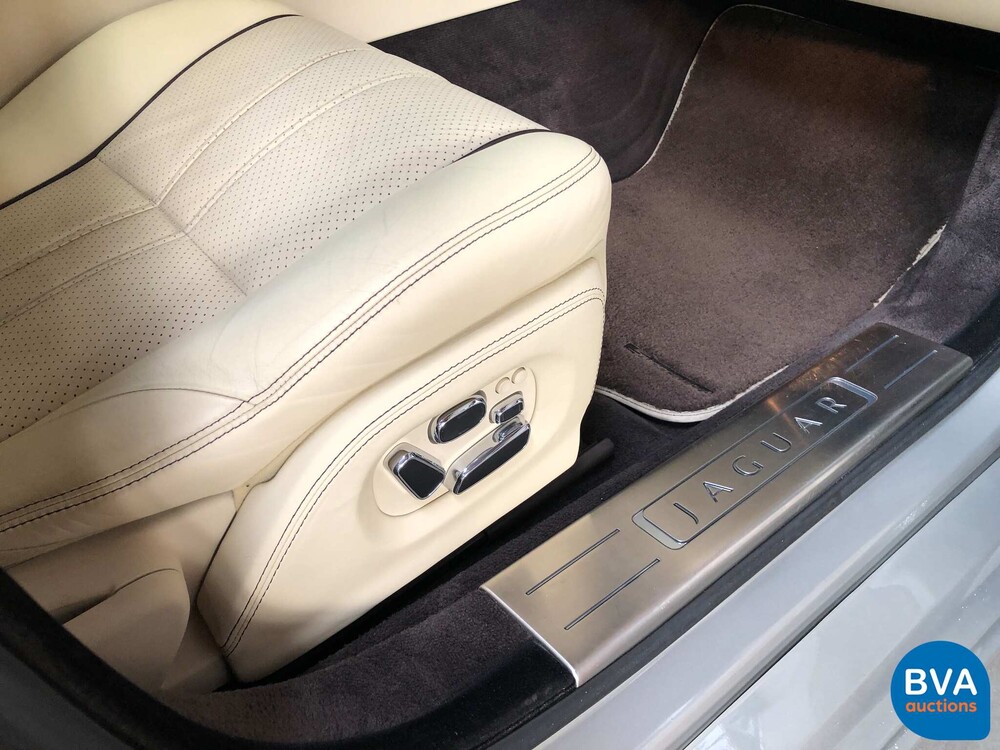 Jaguar XJ5.0 V8 SuperCharged Supersport LWB 510PS 2010 -Org. NL-, 51-NBN-4.