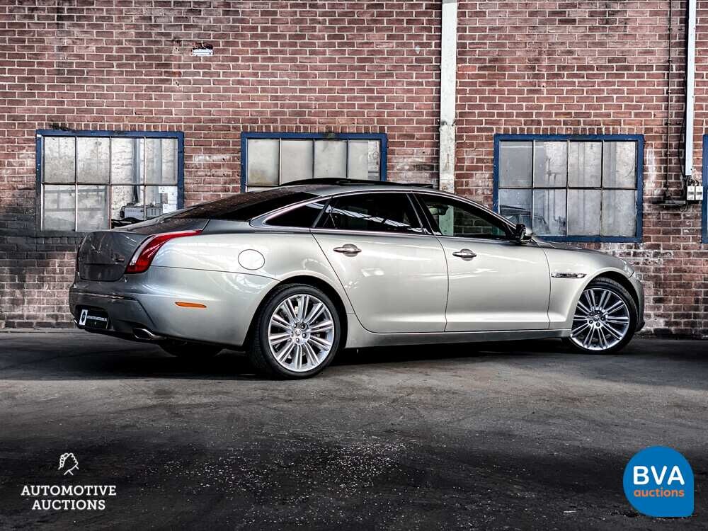 Jaguar XJ5.0 V8 SuperCharged Supersport LWB 510PS 2010 -Org. NL-, 51-NBN-4.