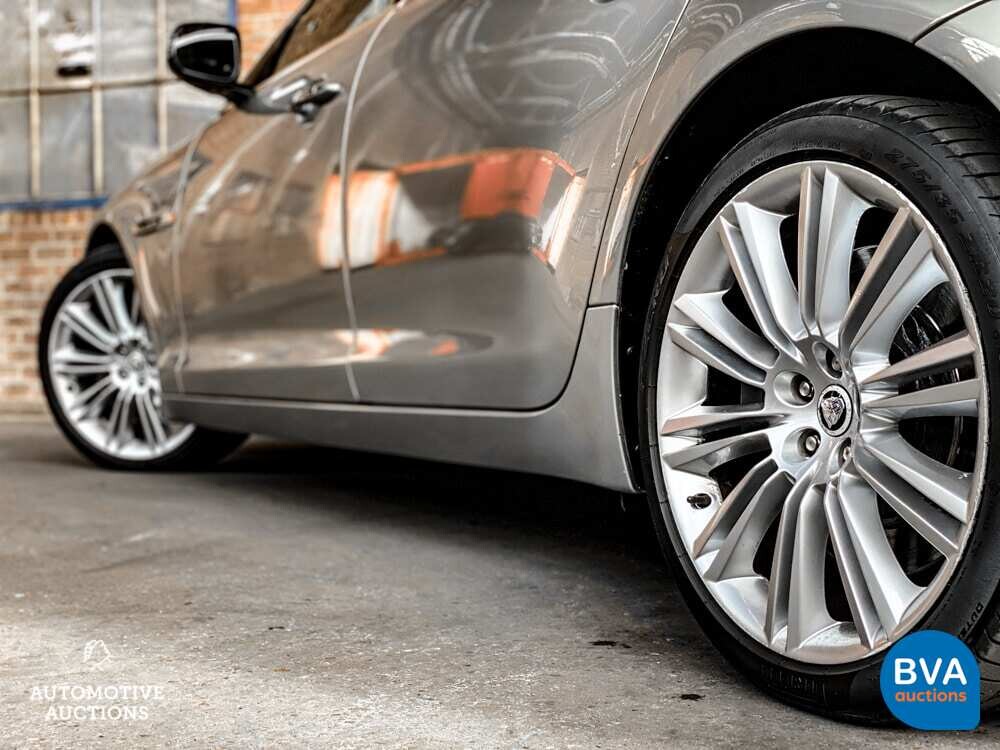 Jaguar XJ5.0 V8 SuperCharged Supersport LWB 510PS 2010 -Org. NL-, 51-NBN-4.