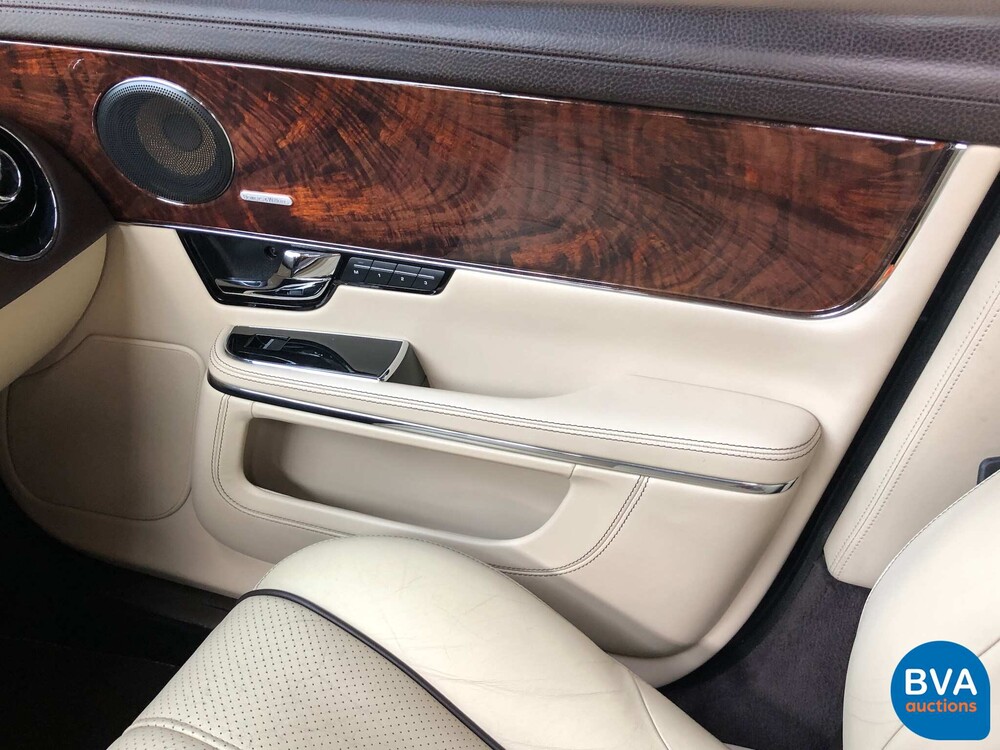 Jaguar XJ5.0 V8 SuperCharged Supersport LWB 510PS 2010 -Org. NL-, 51-NBN-4.