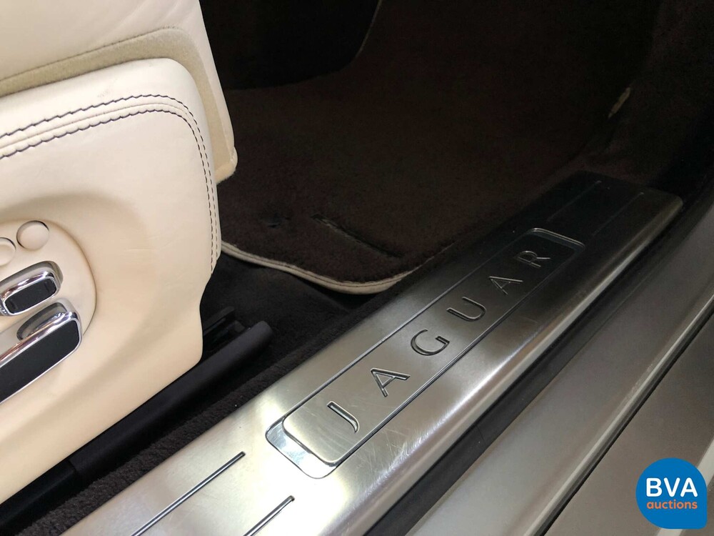 Jaguar XJ5.0 V8 SuperCharged Supersport LWB 510PS 2010 -Org. NL-, 51-NBN-4.