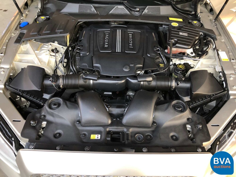 Jaguar XJ5.0 V8 SuperCharged Supersport LWB 510PS 2010 -Org. NL-, 51-NBN-4.