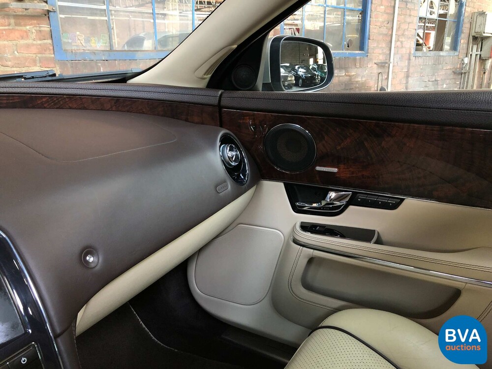 Jaguar XJ5.0 V8 SuperCharged Supersport LWB 510PS 2010 -Org. NL-, 51-NBN-4.