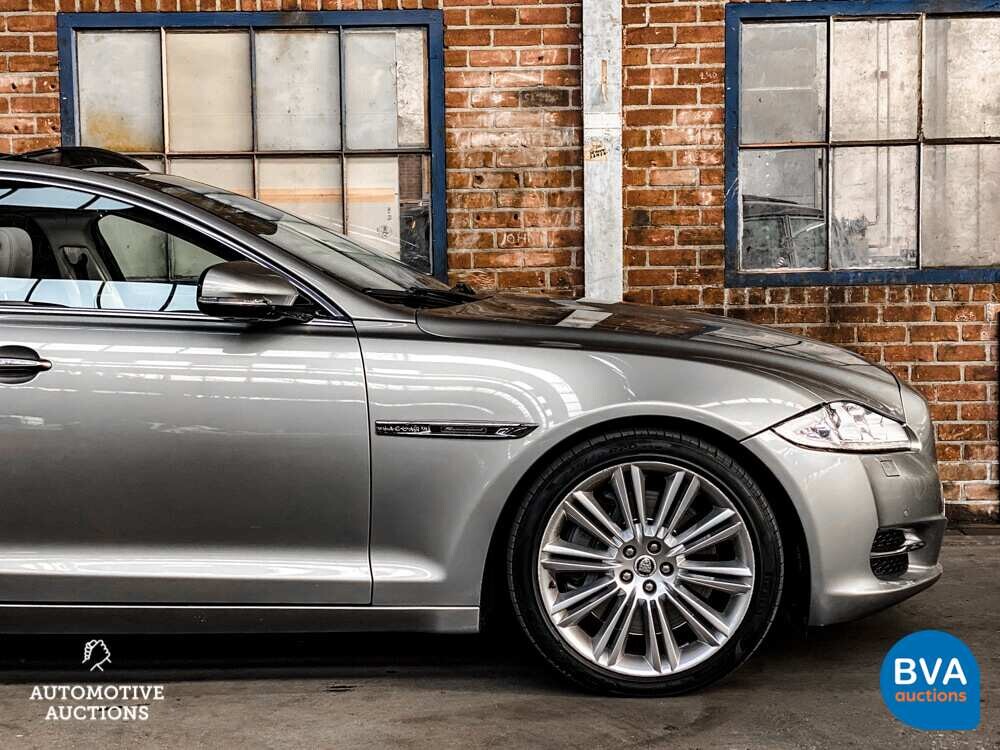 Jaguar XJ5.0 V8 SuperCharged Supersport LWB 510PS 2010 -Org. NL-, 51-NBN-4.