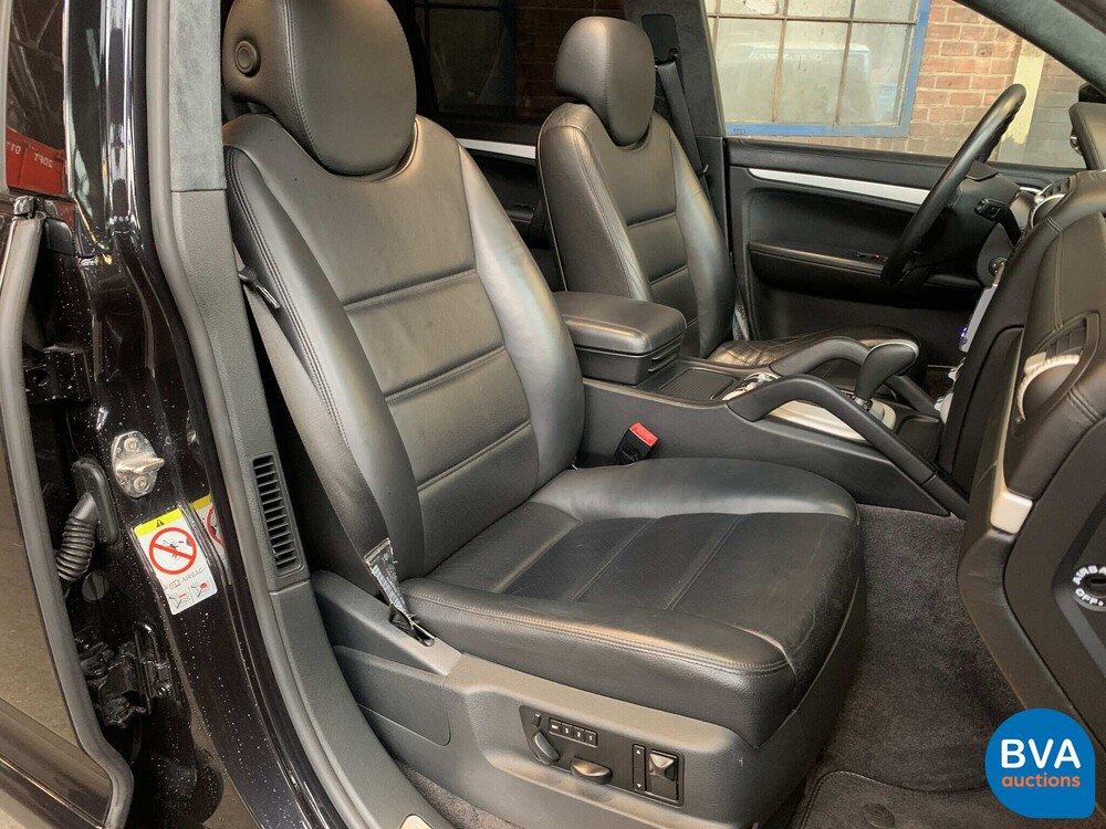 Porsche Cayenne Turbo 4.8 V8 500PS 2007 -YOUNGTIMER-.