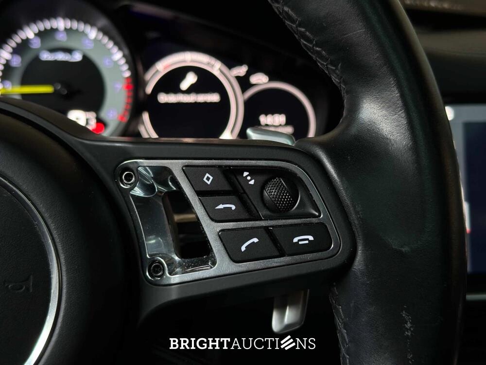 Porsche Cayenne Coupe Turbo S E-Hybrid 4.0 V8 -TECHART CARBON- 680pk 2020 (Origineel-NL), J-707-RT