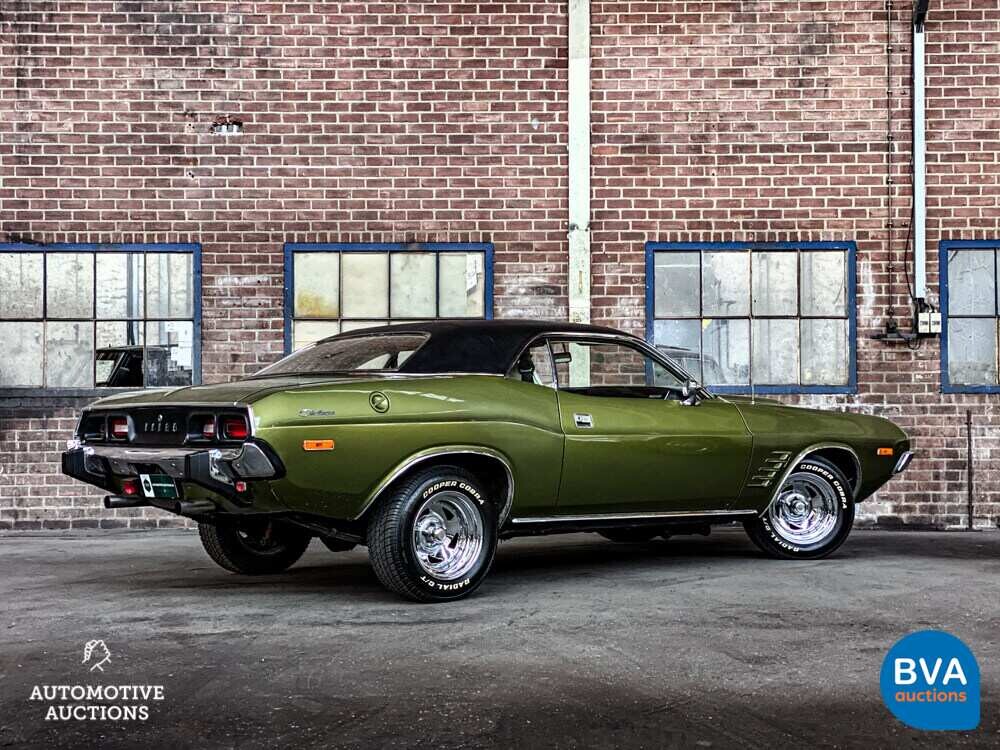 Dodge-Herausforderer 5.2L V8 Coupe Edelbrock 300PS 1974.