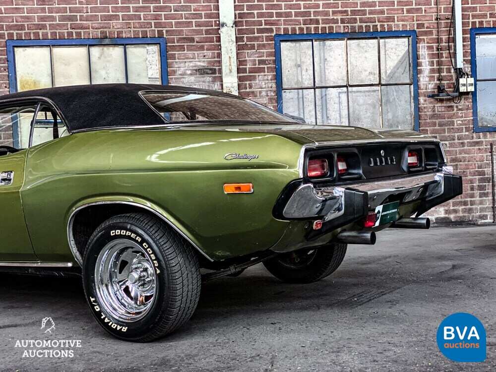 Dodge-Herausforderer 5.2L V8 Coupe Edelbrock 300PS 1974.