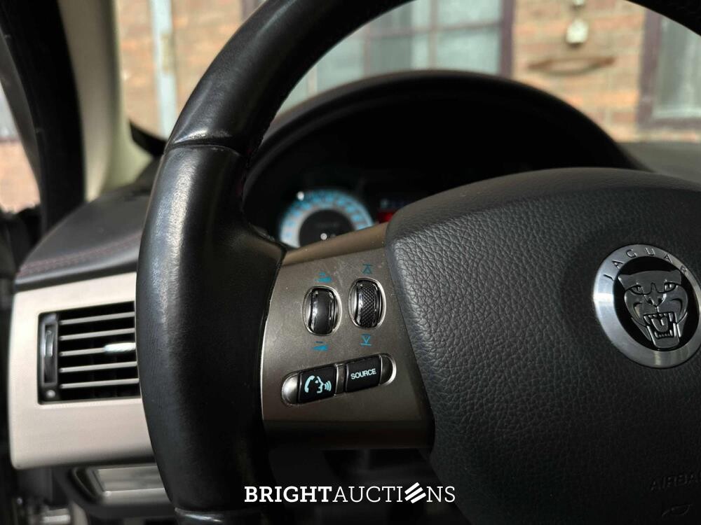 NO RESERVE - Jaguar XF 4.2 SV8 Supercharged 416pk 2008 (Origineel-NL), 31-ZL-GR Youngtimer