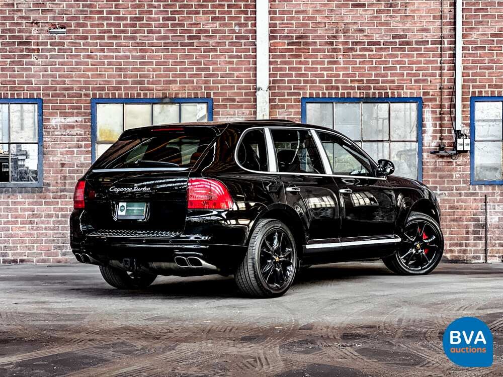 Porsche Cayenne Turbo 4.5 V8 450 PS, L-446-RR.