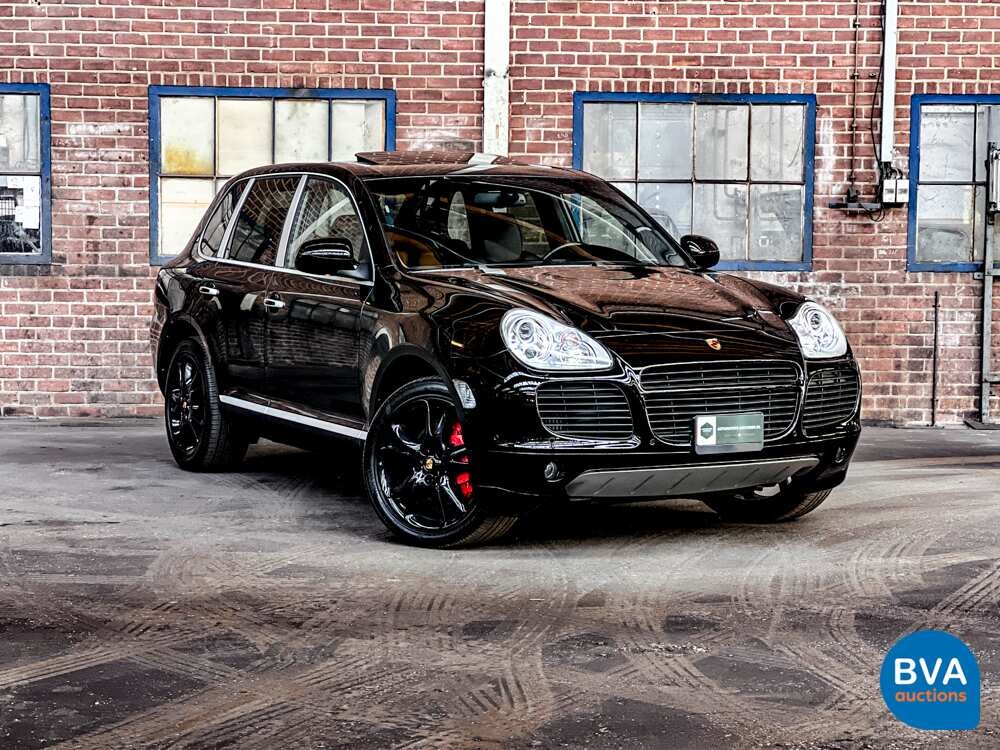 Porsche Cayenne Turbo 4.5 V8 450 PS, L-446-RR.