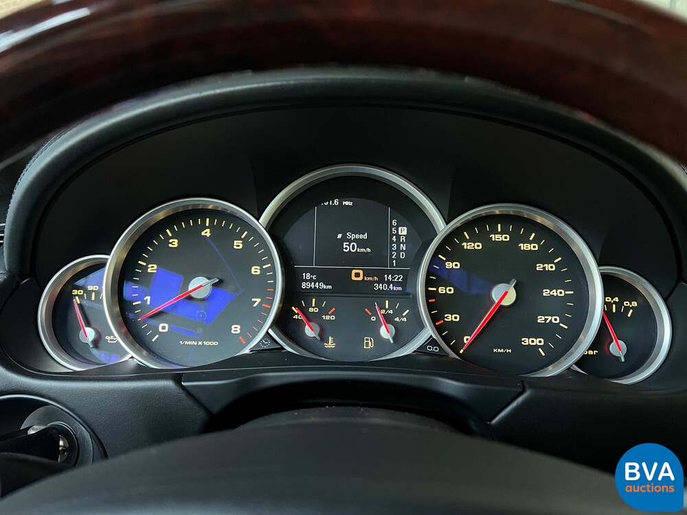 Porsche Cayenne Turbo 4.5 V8 450 PS, L-446-RR.