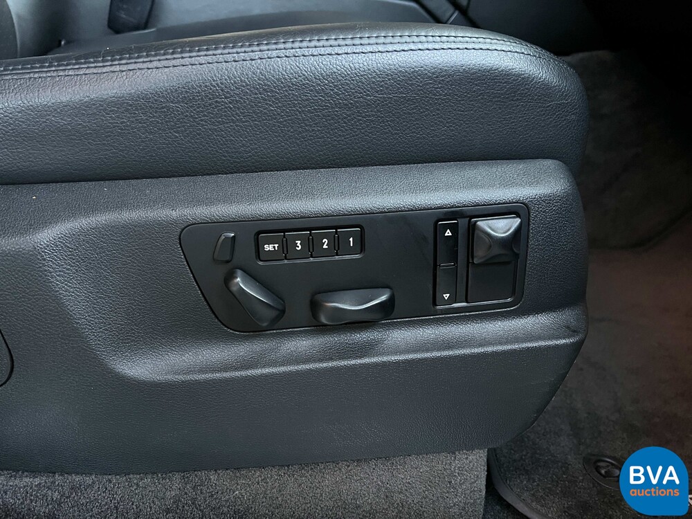 Porsche Cayenne Turbo 4.5 V8 450 PS, L-446-RR.