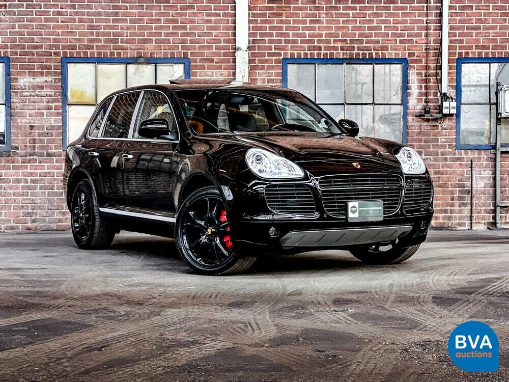 Porsche Cayenne Turbo 4.5 V8 450 PS, L-446-RR.