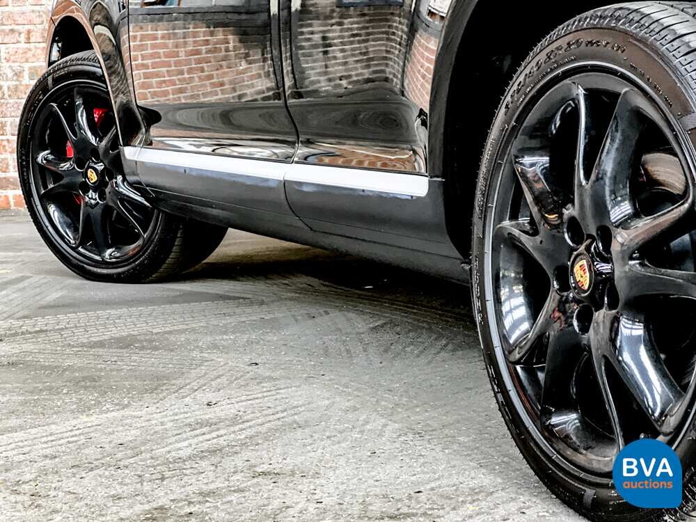 Porsche Cayenne Turbo 4.5 V8 450 PS, L-446-RR.