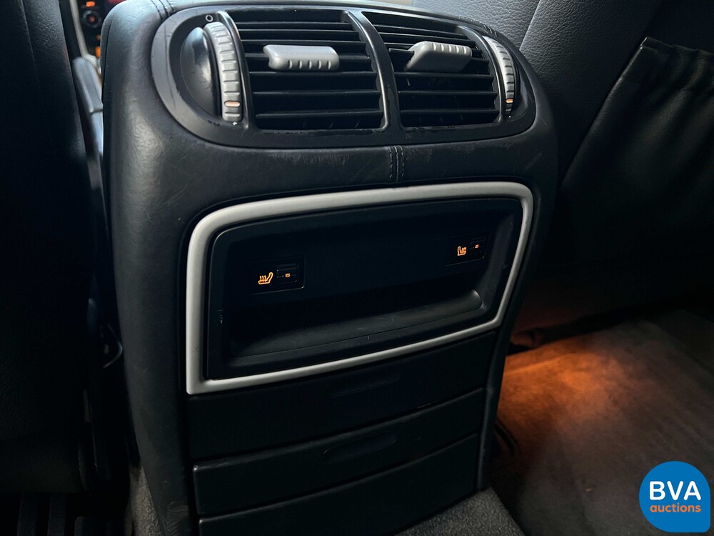 Porsche Cayenne Turbo 4.5 V8 450 PS, L-446-RR.