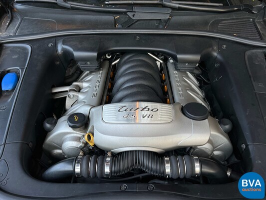 Porsche Cayenne Turbo 4.5 V8 450 PS, L-446-RR.