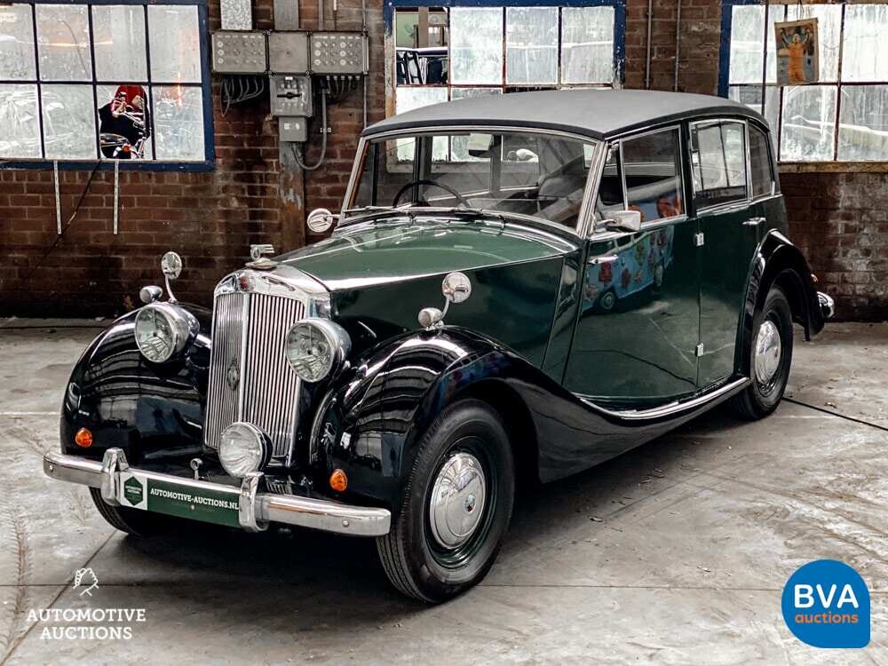 Triumph Saloon Rigid Body 2000 1936, DY-41-RT.
