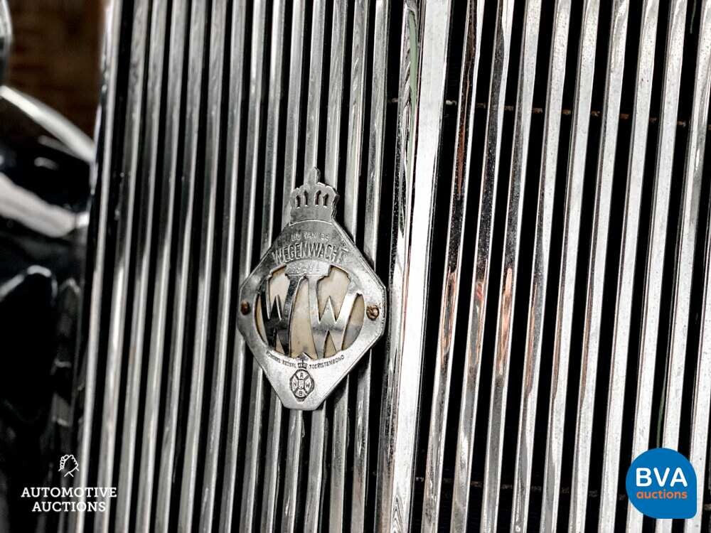 Triumph Saloon Rigid Body 2000 1936, DY-41-RT.