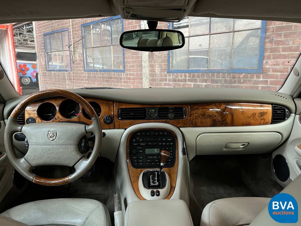 Jaguar Souverän 4.0 V8 Automatik XJ 1997 -Org. NL-, SH-DN-20.