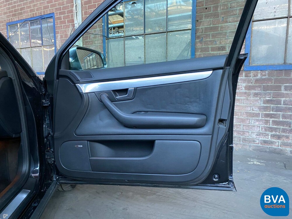 Audi S4 Avant 4.2 V8 Quattro Pro-Line 344 PS 2004, JZ-897-D.