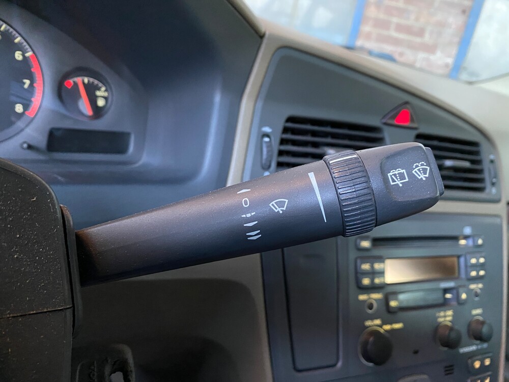 Volvo V70 2.4 AWD Comfort Line 200 PS 2001, 22-HNZ-2.