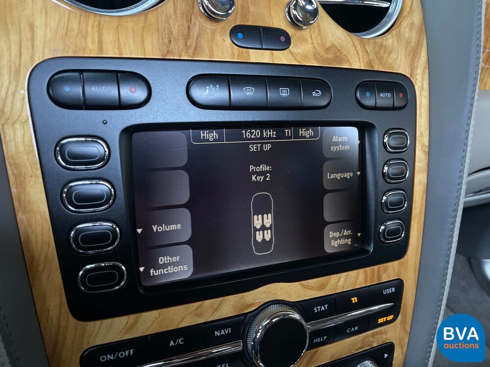 Bentley Continental Flying Spur 6.0 W12 560 PS 2006.