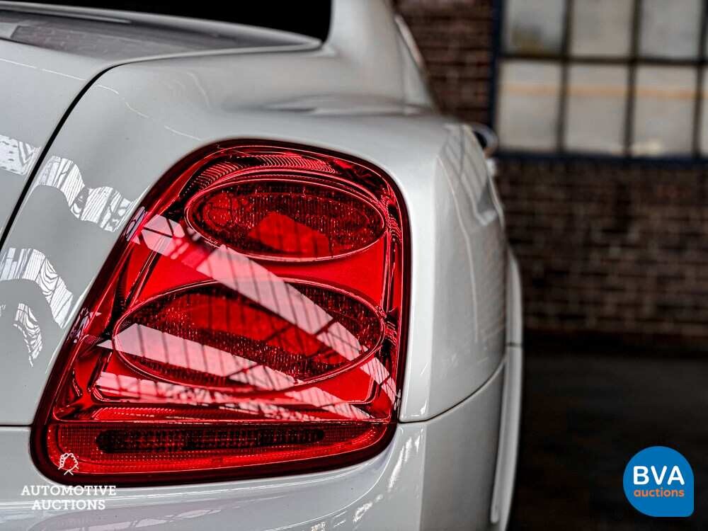 Bentley Continental Flying Spur 6.0 W12 560 PS 2006.