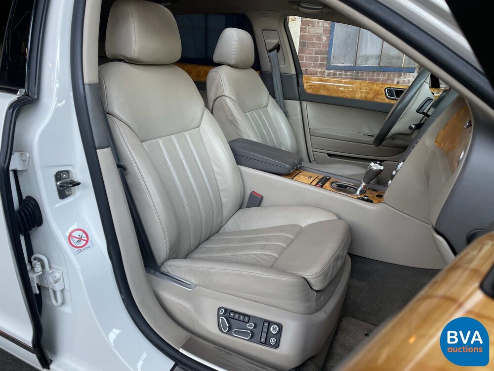 Bentley Continental Flying Spur 6.0 W12 560 PS 2006.