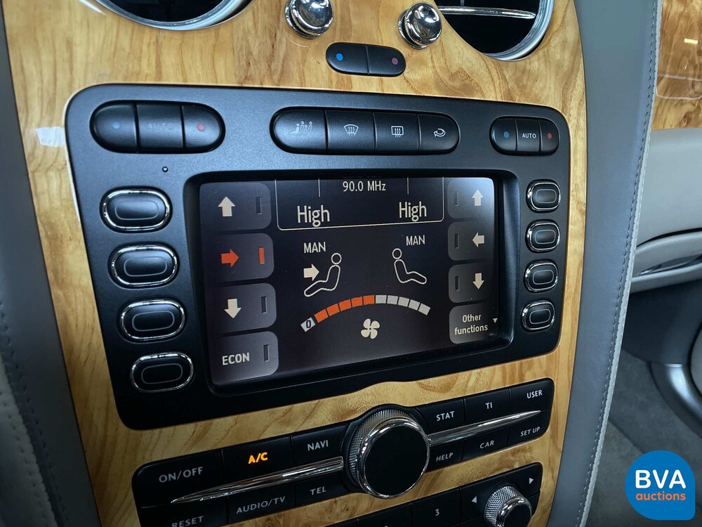 Bentley Continental Flying Spur 6.0 W12 560 PS 2006.