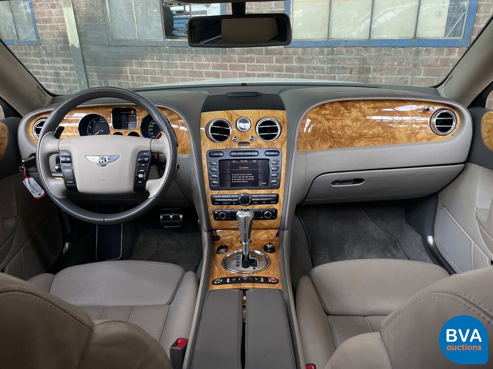 Bentley Continental Flying Spur 6.0 W12 560 PS 2006.