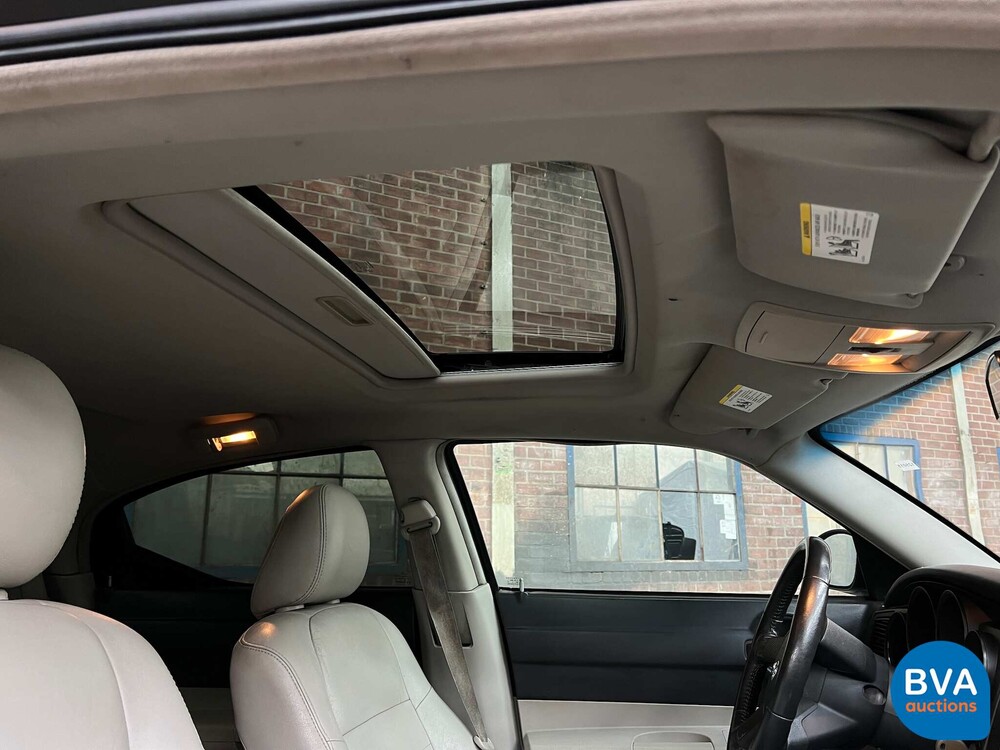 Dodge Charger 5.7 V8 Hemi 2006.