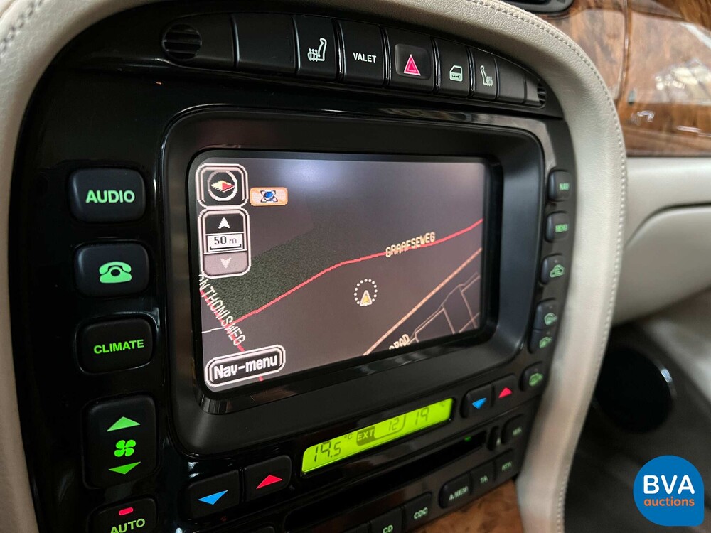 Jaguar XJ3.5 V8 Automatik 258 PS Org.NL 2004, 32-NV-FX.