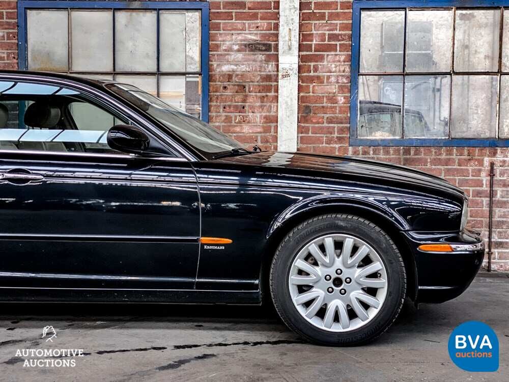 Jaguar XJ3.5 V8 Automatik 258 PS Org.NL 2004, 32-NV-FX.