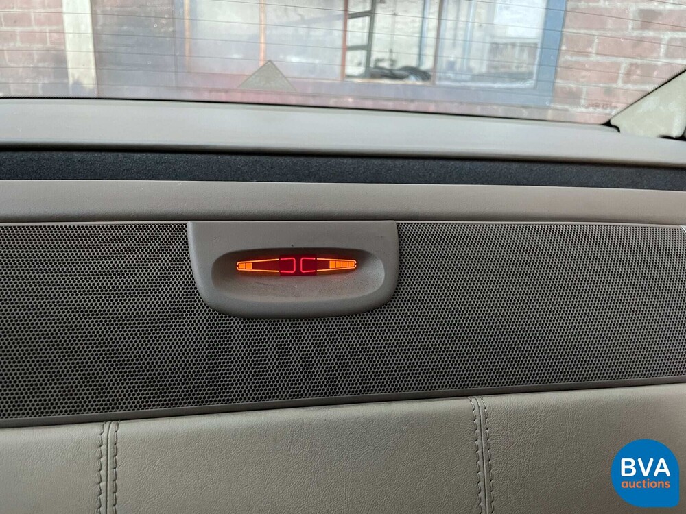 Mercedes-Benz SL500 Roadster SL-Klasse 306pk R230 2002, 99-JS-DH.