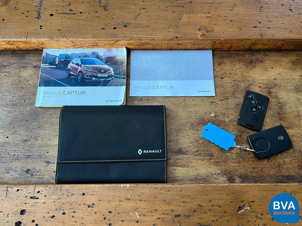 Renault Capture 1.2 Tce Bose 118 PS 2018, P-996-FP.