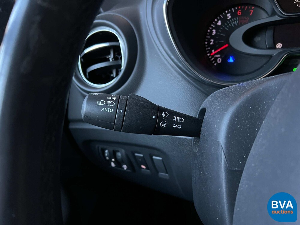 Renault Capture 1.2 Tce Bose 118 PS 2018, P-996-FP.