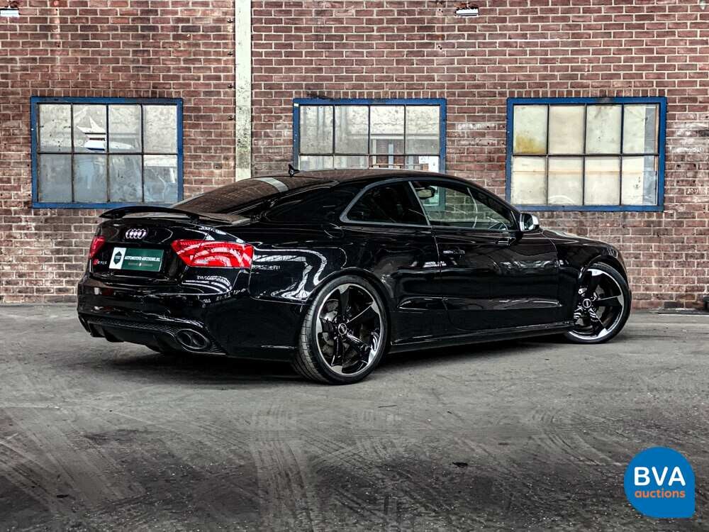 Audi RS5 Coupé Akrapovic 4.2 FSI Quattro 4.2 V8 450 PS 2013.