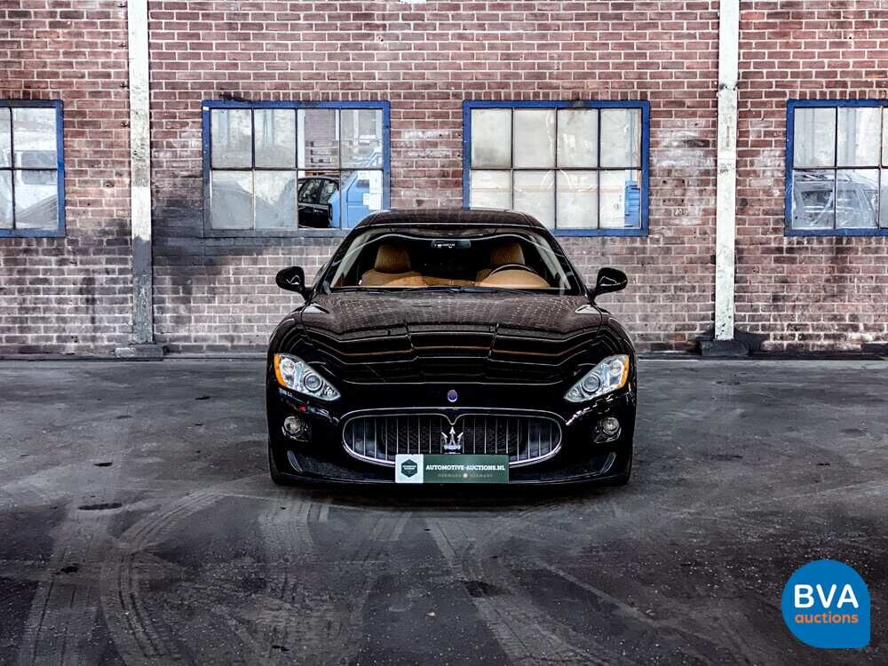 Maserati Granturismo 4.2 V8 405 PS 2008.