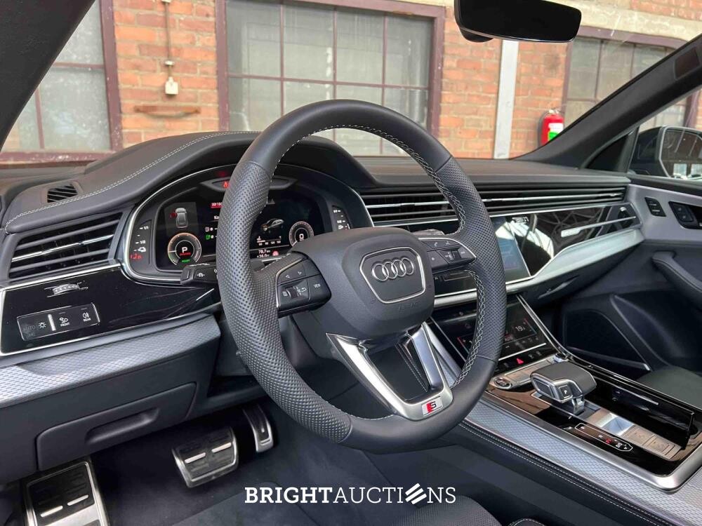 Audi Q8 60 TFSIe Quattro S-Line 490pk 2025 Plug-In Hybrid Fabrieksgarantie