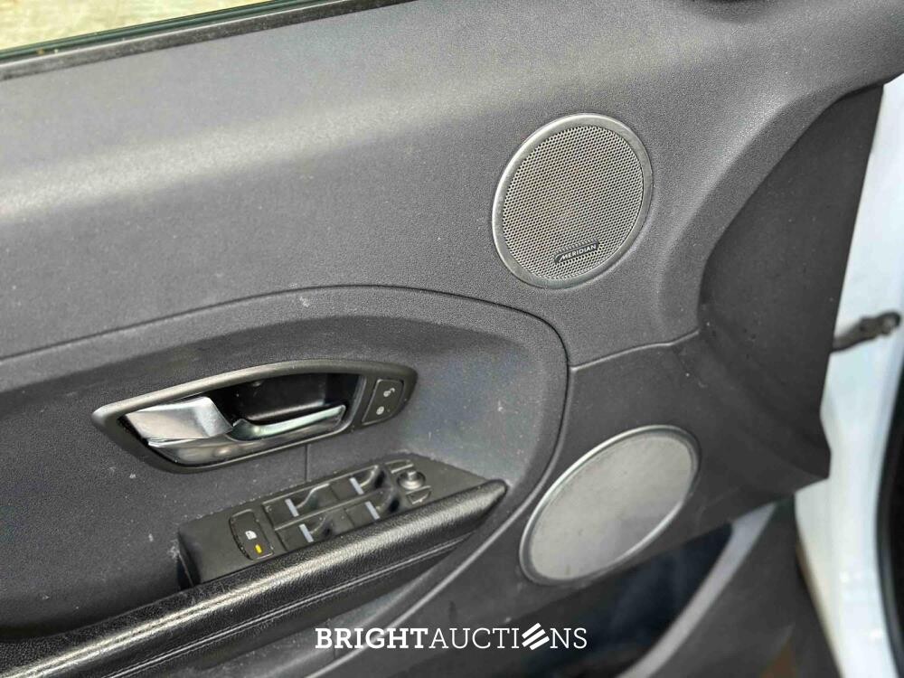 Land Rover Range Rover Evoque 2.2 eD4 2WD Pure 150pk 2013 (Origineel-NL), 7-KKH-75