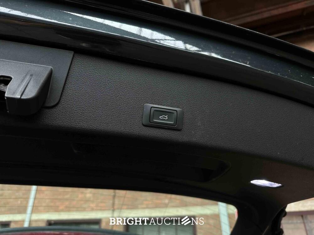 Audi e-tron 55 Quattro Business Edition Plus 95 kWh 408pk 2020 (Origineel-NL + 1e Eigenaar), K-881-DG