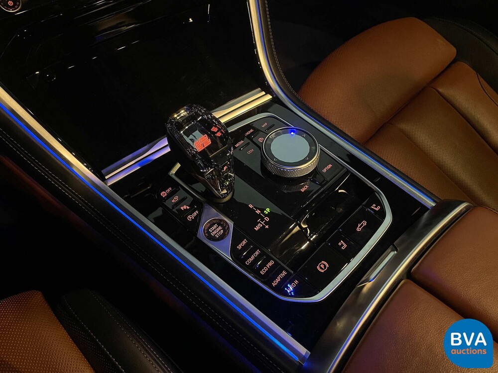BMW 8er Cabriolet xDrive M-Sport 840d 320PS 2019.